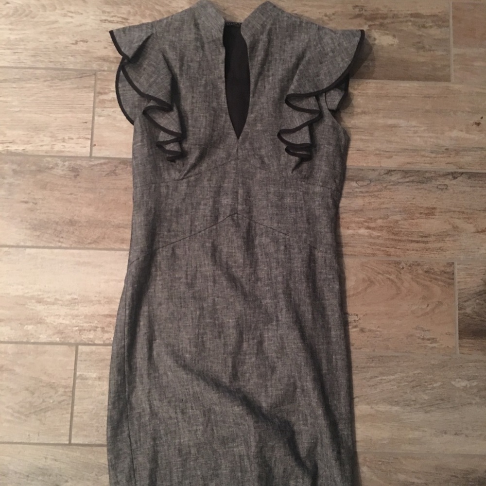 Black Halo Mandarin Collar sheath dress EUC size 4